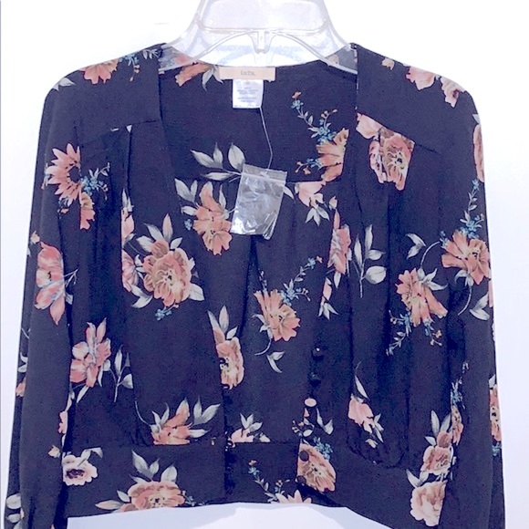 inTu Anthropologie Bell Sleeve Crop Top/Jacket - Picture 5 of 12